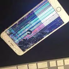 iPhone 6s Plus cracked screen