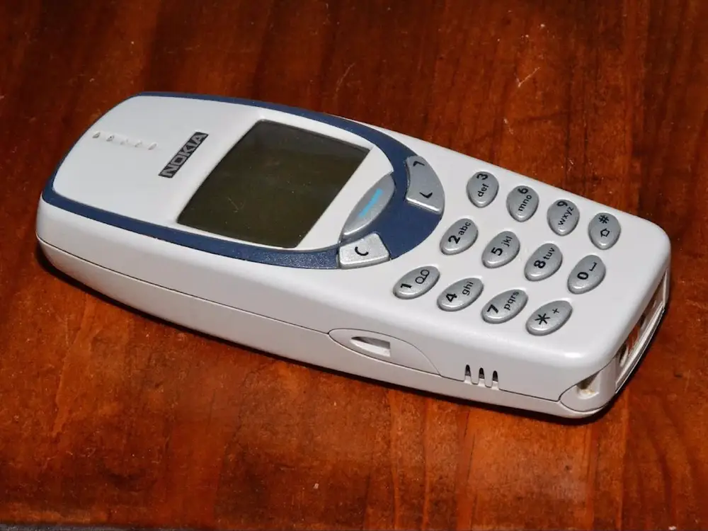 Nokia 3310 white